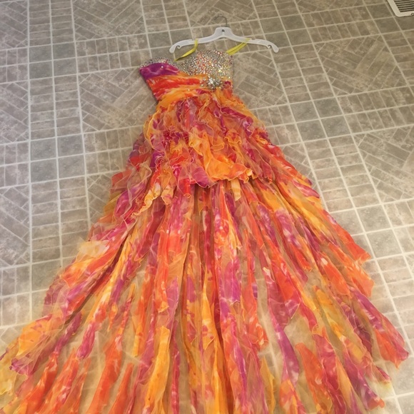 Prom Dress - Picture 4 of 7